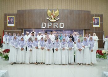 IIAD Bersama DWP Sekretariat DPRD Kota Tidore Kepulauan Peringati Isra Mi’raj