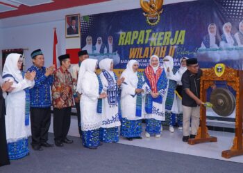 Asisten Sekda Buka Rapat Kerja Wilayah II BKMT Maluku Utara