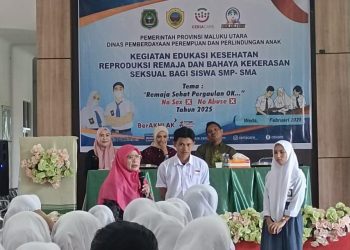 DPPPA Maluku Utara Gelar Sosialisasi Kesehatan reproduksi untuk Ratusan Siswa Siswi di Halmahera Tengah
