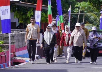 Rahmawati Muhammad Ajak Masyarakat Jaga Silaturahmi Saat Jadi Juri “Raro Gam” Mareku