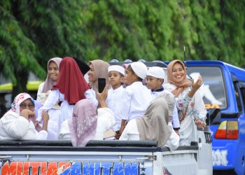 Sambut Pelaksanaan STQH Kota Tidore Kepulauan Tahun 2025, Ratusan Peserta Ikut Pawai Ta’aruf