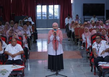 Rapat Dengan Tenaga Kesehatan se Pulau Tidore, Ini Yang Disampaikan Muhammad sinen