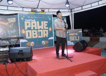 Wawali Tutup Festival Pawai Obor Kelurahan Seli