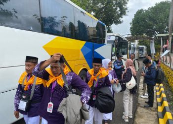 JCH Malut Kini Berada di Embarkasi Makassar, Kloter 13 Sudah Berangkat Menuju Arab Saudi