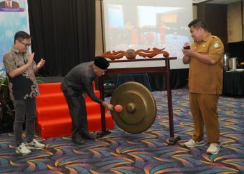 Ribuan Pelamar Kerja Mulai Mengisi Antrian Pendaftaran di Naker Fest Malut