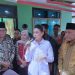 Respon Cepat, Gubernur Sherly Tinjau Warga Terdampak Puting Beliung di Guraping 