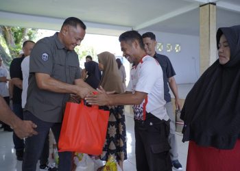 Walikota Serahkan Bantuan Pangan Gratis Kepada 800 Penerima di Kecamatan Tidore