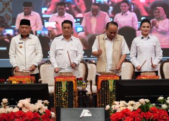 Menteri Koperasi dan Wamen Desa Serta Gubernur se Ide Dalam Kembangkan KDMP di Malut