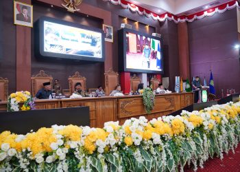 Wakil Gubernur Hadiri Paripurna Pandangan Umum Fraksi Terhadap Ranperda APBD TA 2024