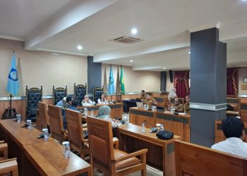 Komisi III DPRD Malut dan BPBJ Bahas Keterlambatan Lelang Proyek