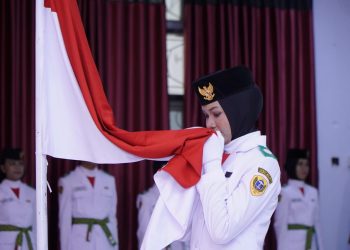 Muhammad Sinen Kukuhkan 36 Calon Paskibraka Kota Tidore Kepulauan Tahun 2025