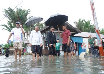 Banjir Disejumlah Titik, Wawali Perintahkan Sejumlah OPD Sigap Dalam Mengatasi Bencana