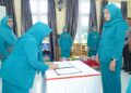 Hj. Rahmawati Muhammad Sinen Resmi Melantik Ketua TP PKK Kecamatan Oba Tengah