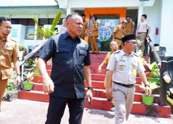 Muhammad Sinen Sambangi Kantor Pertanahan Tidore Atas Keluhan Kepemilikan Tanah di Akekolano